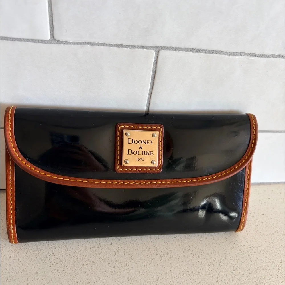 Dooney & Bourke Patent Leather Continental Clutch Wallet Black Color